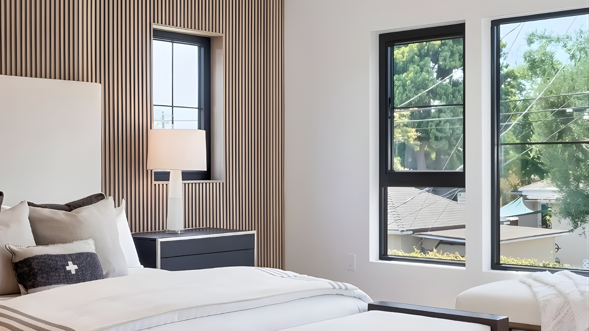 VLX 500 Single & Double Hung Window in Las Vegas, NV | Viewlux Windows And Doors Paradise NV — detail 4